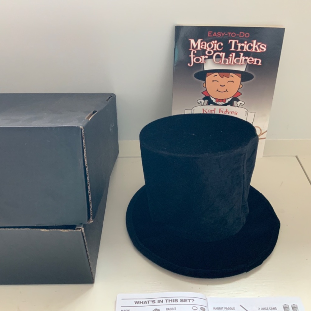 Magic Tricks Complete Set plus bonus book - Picture 4 of 6